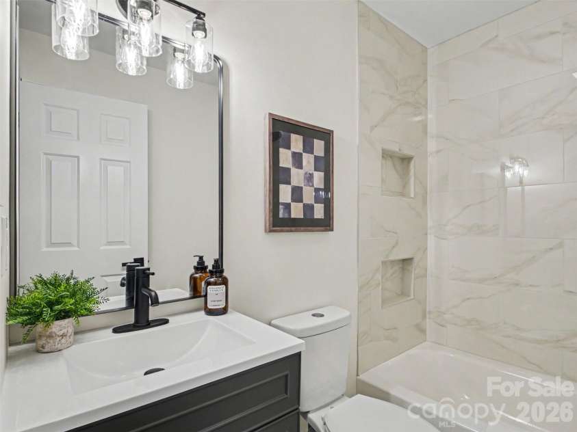 7382 Summit Drive, Denver, NC 28037.  MLS# CAR4391296, YatesRealty ID 34487. Hallway bathroom