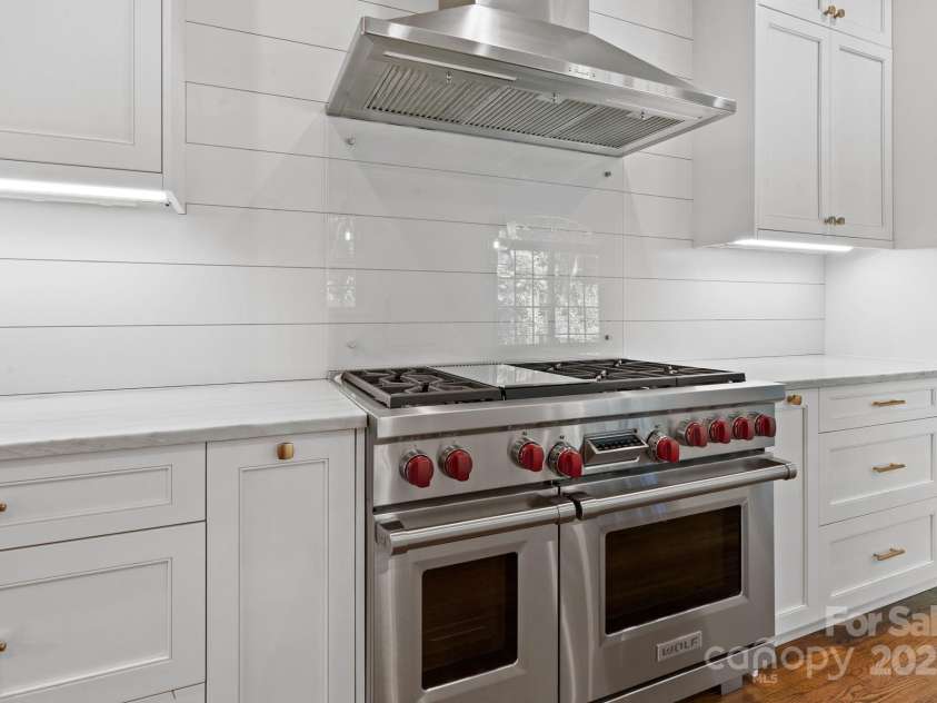 127 Main Street, Belmont, NC 28012.  MLS# CAR4296421, YatesRealty ID 34488. 