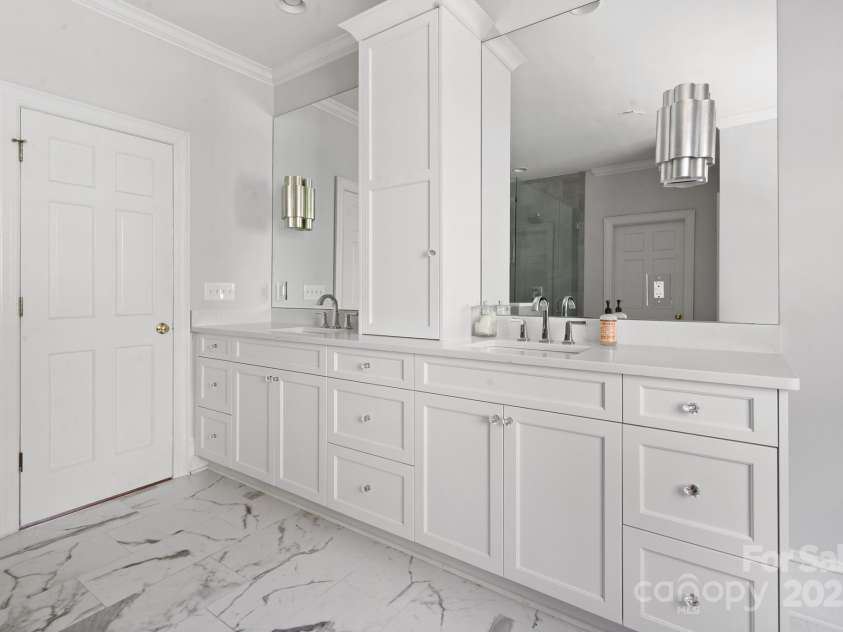 127 Main Street, Belmont, NC 28012.  MLS# CAR4296421, YatesRealty ID 34488. 