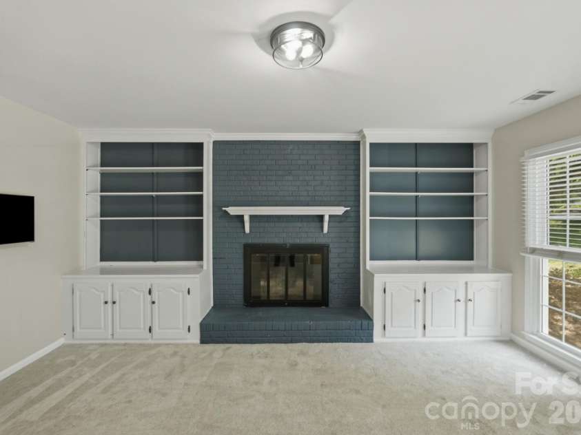 2106 Caleo Circle, Charlotte, NC 28270.  MLS# CAR4397014, YatesRealty ID 34488. 