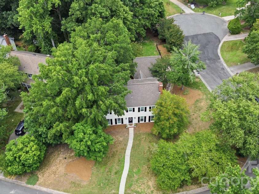 2106 Caleo Circle, Charlotte, NC 28270.  MLS# CAR4397014, YatesRealty ID 34488. 