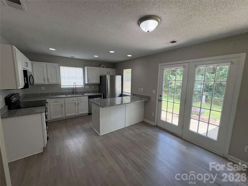 12637 Tucker Crossing Lane, Charlotte, NC 28273.  MLS# CAR4397849, YatesRealty ID 34489. 