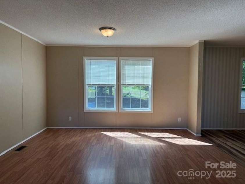 109 Highfield Court, Shelby, NC 28150.  MLS# CAR4313213, YatesRealty ID 3449. 