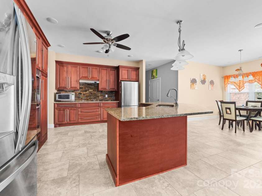 2865 Scarborough Court, Gastonia, NC 28054.  MLS# CAR4217630, YatesRealty ID 3449. 