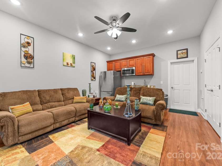 2865 Scarborough Court, Gastonia, NC 28054.  MLS# CAR4217630, YatesRealty ID 3449. 