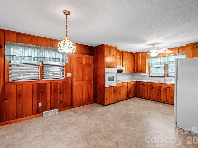 1340 Cannon Avenue, Albemarle, NC 28001.  MLS# CAR4396820, YatesRealty ID 34491. 