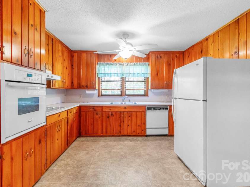 1340 Cannon Avenue, Albemarle, NC 28001.  MLS# CAR4396820, YatesRealty ID 34491. 