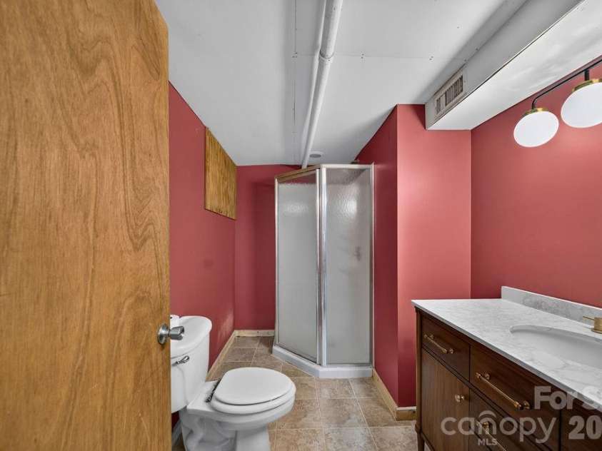 1822 Sugar Creek Road, Charlotte, NC 28262.  MLS# CAR4398353, YatesRealty ID 34493. 