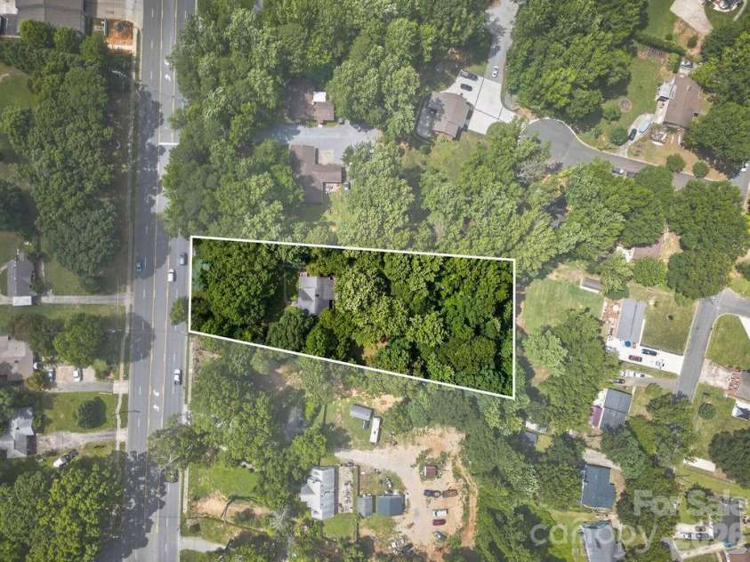 1822 Sugar Creek Road, Charlotte, NC 28262.  MLS# CAR4398353, YatesRealty ID 34493. 