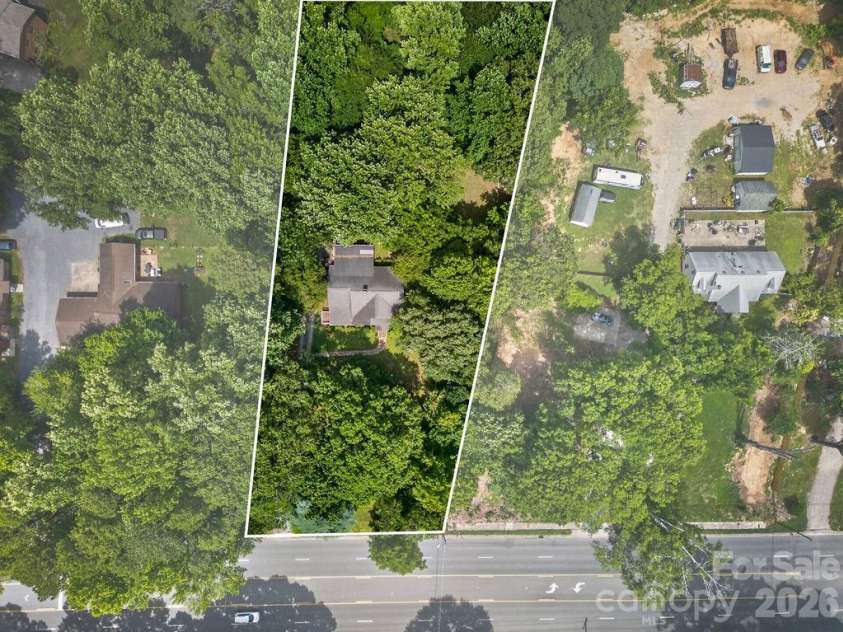 1822 Sugar Creek Road, Charlotte, NC 28262.  MLS# CAR4398353, YatesRealty ID 34493. 