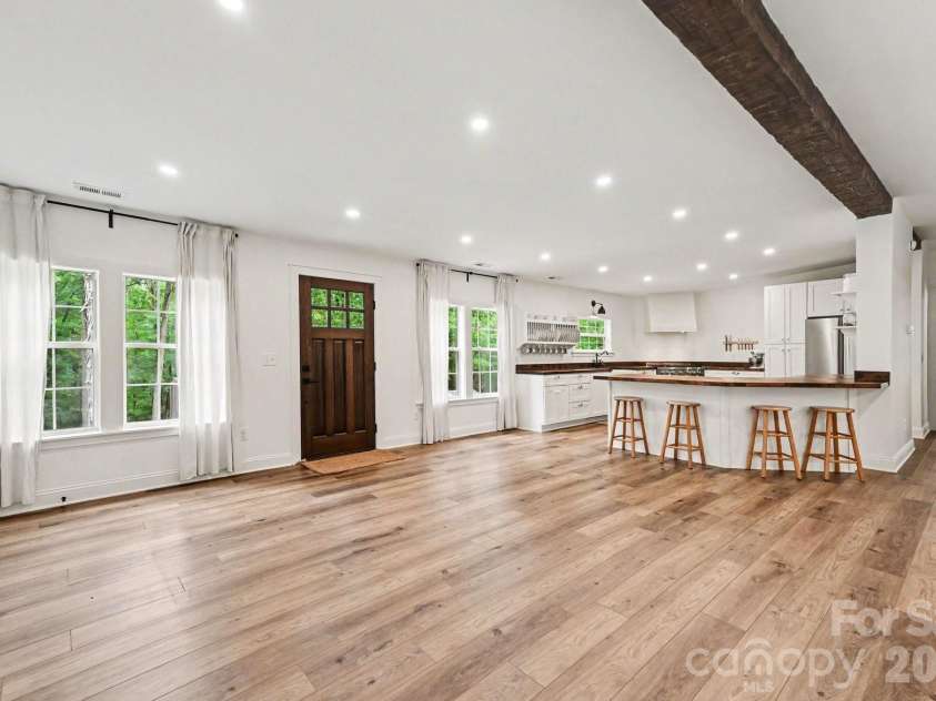 8900 Lazy Ridge Lane, Concord, NC 28025.  MLS# CAR4398381, YatesRealty ID 34494. 