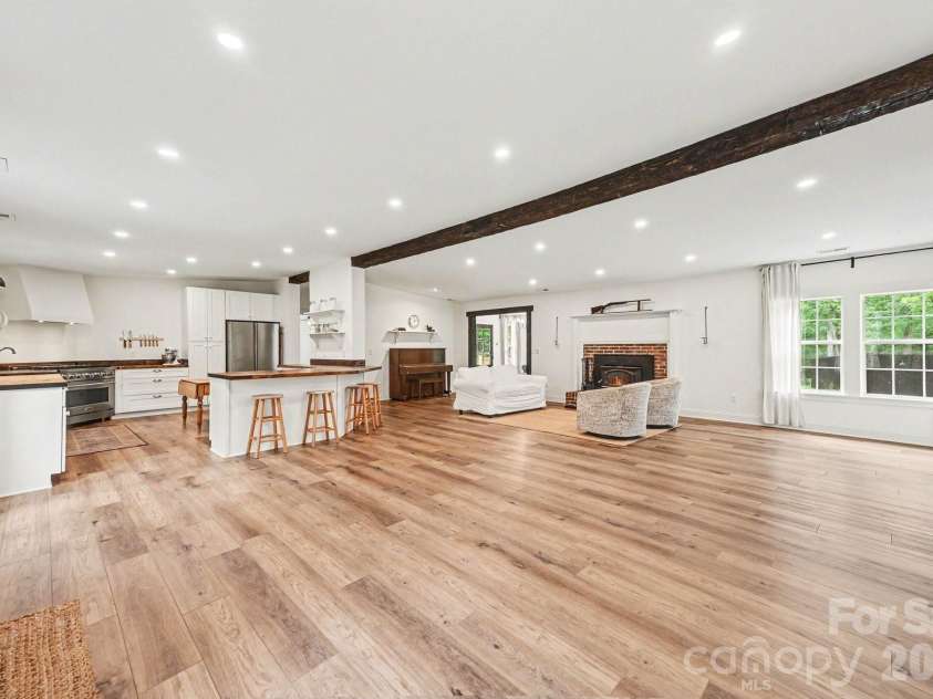 8900 Lazy Ridge Lane, Concord, NC 28025.  MLS# CAR4398381, YatesRealty ID 34494. 