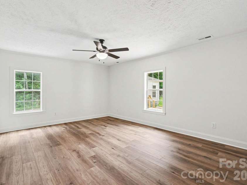 8900 Lazy Ridge Lane, Concord, NC 28025.  MLS# CAR4398381, YatesRealty ID 34494. 