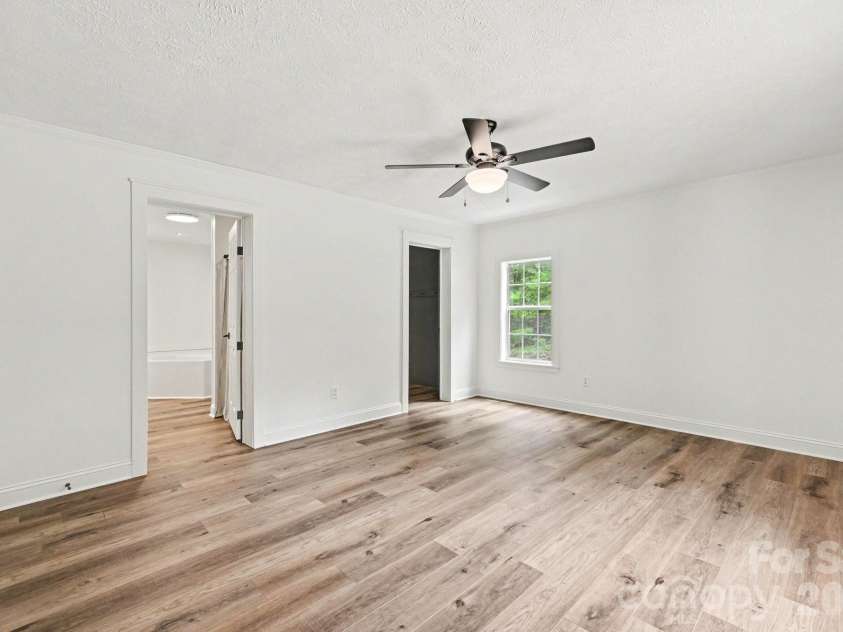 8900 Lazy Ridge Lane, Concord, NC 28025.  MLS# CAR4398381, YatesRealty ID 34494. 