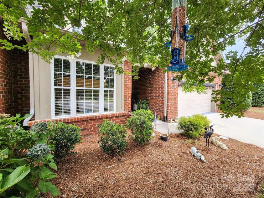 100 Wentworth Drive, Mocksville, NC 27028.  MLS# CAR4296498, YatesRealty ID 34495. 