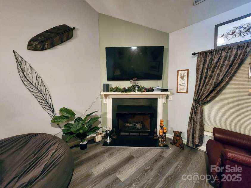 100 Wentworth Drive, Mocksville, NC 27028.  MLS# CAR4296498, YatesRealty ID 34495. 