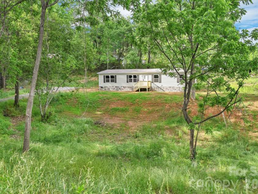 49 Spivey Mountain Road, Asheville, NC 28806.  MLS# CAR4398728, YatesRealty ID 34495. 
