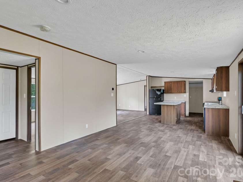 49 Spivey Mountain Road, Asheville, NC 28806.  MLS# CAR4398728, YatesRealty ID 34495. 
