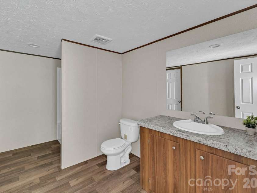 49 Spivey Mountain Road, Asheville, NC 28806.  MLS# CAR4398728, YatesRealty ID 34495. 