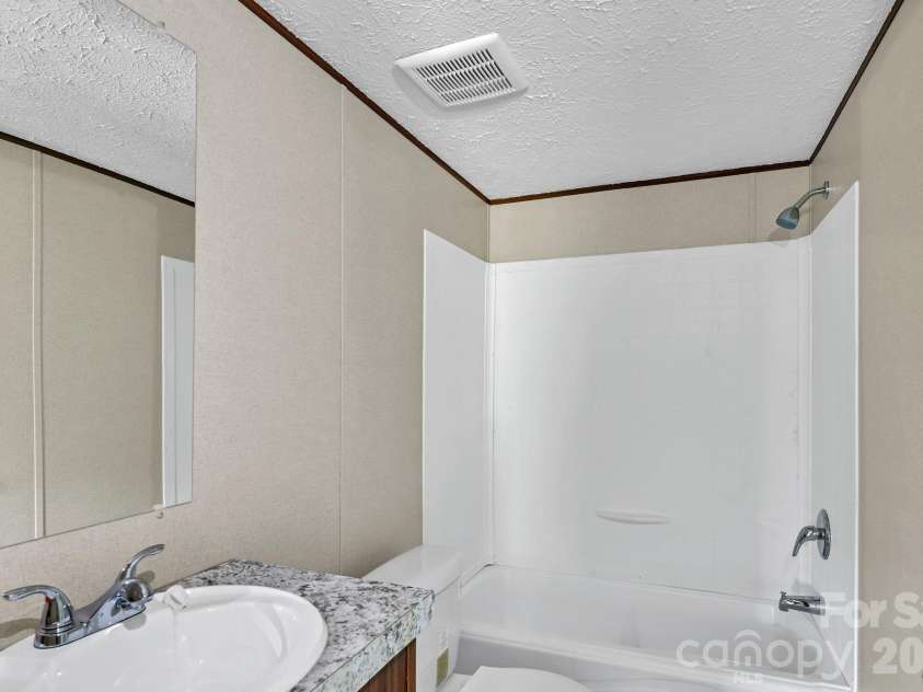 49 Spivey Mountain Road, Asheville, NC 28806.  MLS# CAR4398728, YatesRealty ID 34495. 