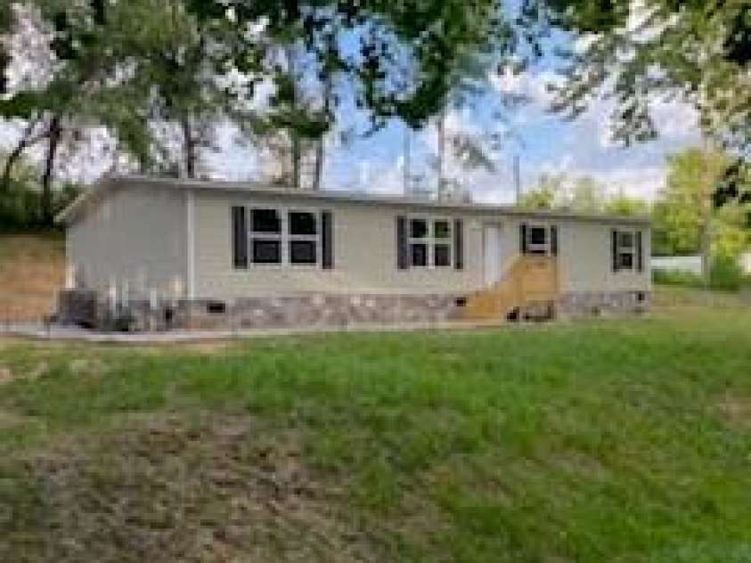 49 Spivey Mountain Road, Asheville, NC 28806.  MLS# CAR4398728, YatesRealty ID 34495. 