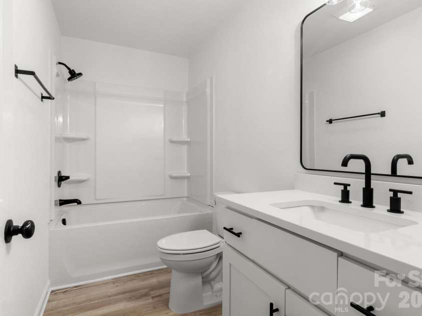 2805 Chester Highway, York, SC 29745.  MLS# CAR4398572, YatesRealty ID 34496. 