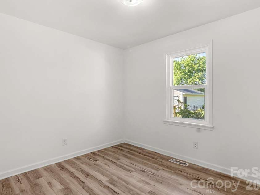2805 Chester Highway, York, SC 29745.  MLS# CAR4398572, YatesRealty ID 34496. 