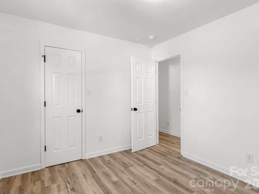 2805 Chester Highway, York, SC 29745.  MLS# CAR4398572, YatesRealty ID 34496. 