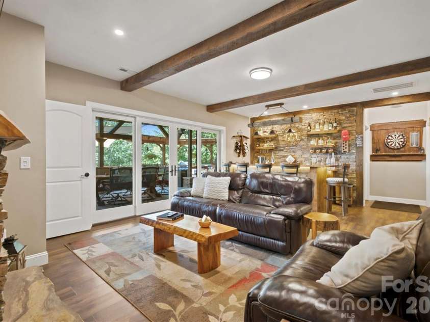 1167 Johns Ridge Parkway, Lenoir, NC 28645.  MLS# CAR4395853, YatesRealty ID 34499. 