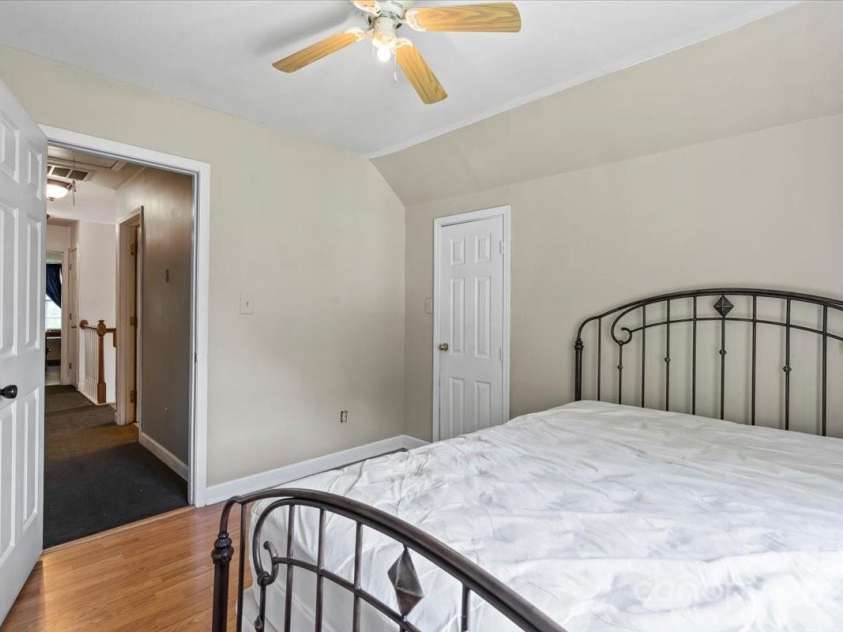 7337 Rosehall Drive, Charlotte, NC 28227.  MLS# CAR4296550, YatesRealty ID 34499. 