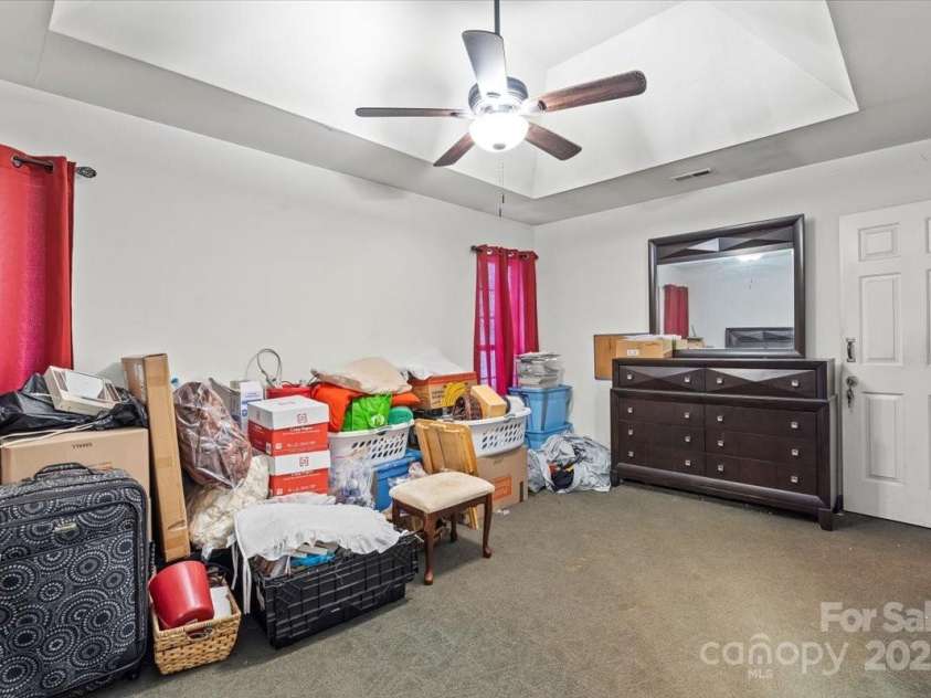 7337 Rosehall Drive, Charlotte, NC 28227.  MLS# CAR4296550, YatesRealty ID 34499. 