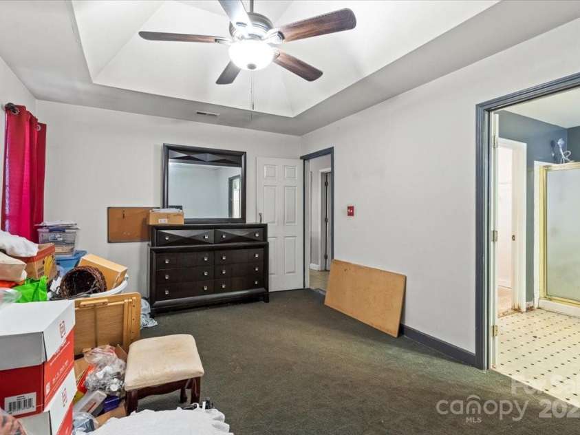 7337 Rosehall Drive, Charlotte, NC 28227.  MLS# CAR4296550, YatesRealty ID 34499. 