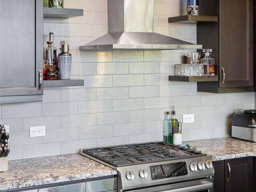 7 Patton Avenue, Asheville, NC 28801.  MLS# CAR4307018, YatesRealty ID 345. 