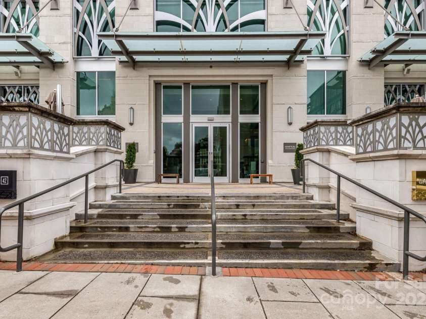 7 Patton Avenue, Asheville, NC 28801.  MLS# CAR4307883, YatesRealty ID 345. 