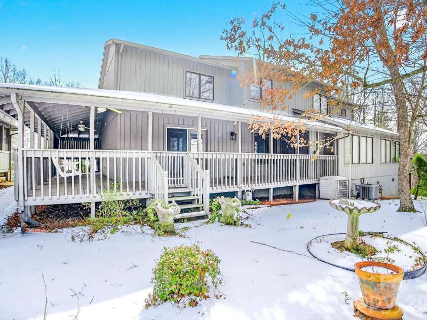 703 Independence Trail, Morganton, NC 28655.  MLS# CAR4342377, YatesRealty ID 3450. 