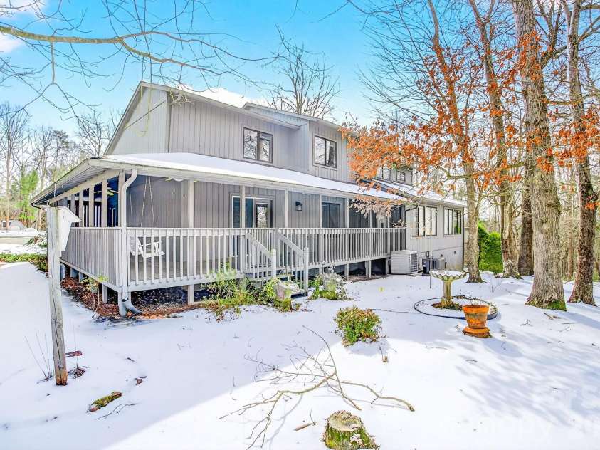 703 Independence Trail, Morganton, NC 28655.  MLS# CAR4342377, YatesRealty ID 3450. 