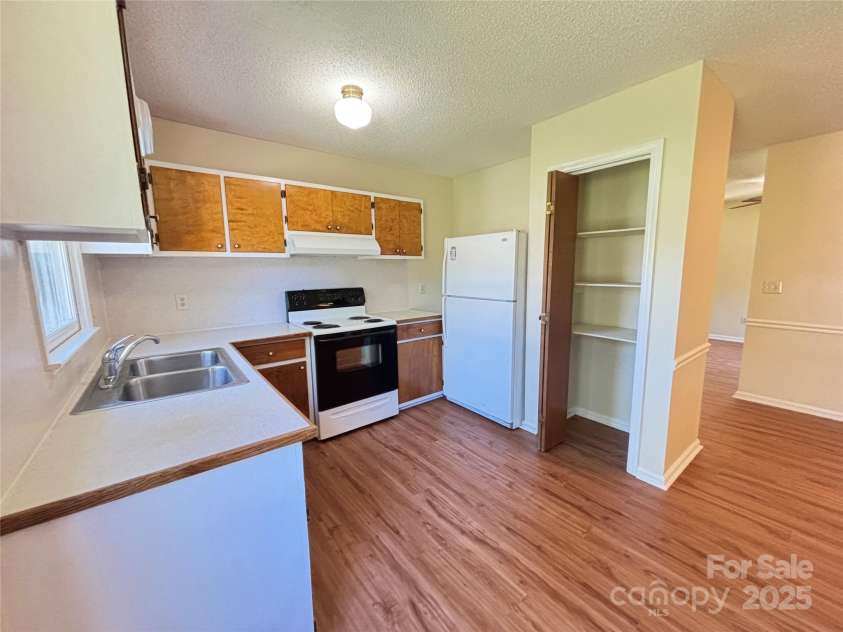 29 Ashley Street, Granite Falls, NC 28630.  MLS# CAR4296058, YatesRealty ID 34500. 