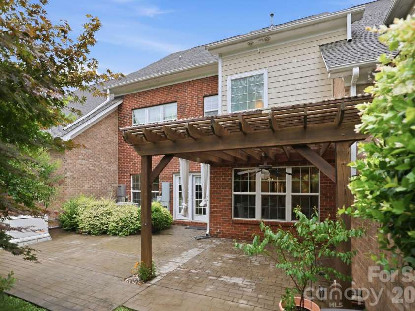 5109 Pansley Drive, Charlotte, NC 28226.  MLS# CAR4382768, YatesRealty ID 34500. Rear exterior