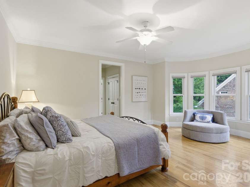 2420 Crofte Drive, Sherrills Ford, NC 28673.  MLS# CAR4388208, YatesRealty ID 34501. 