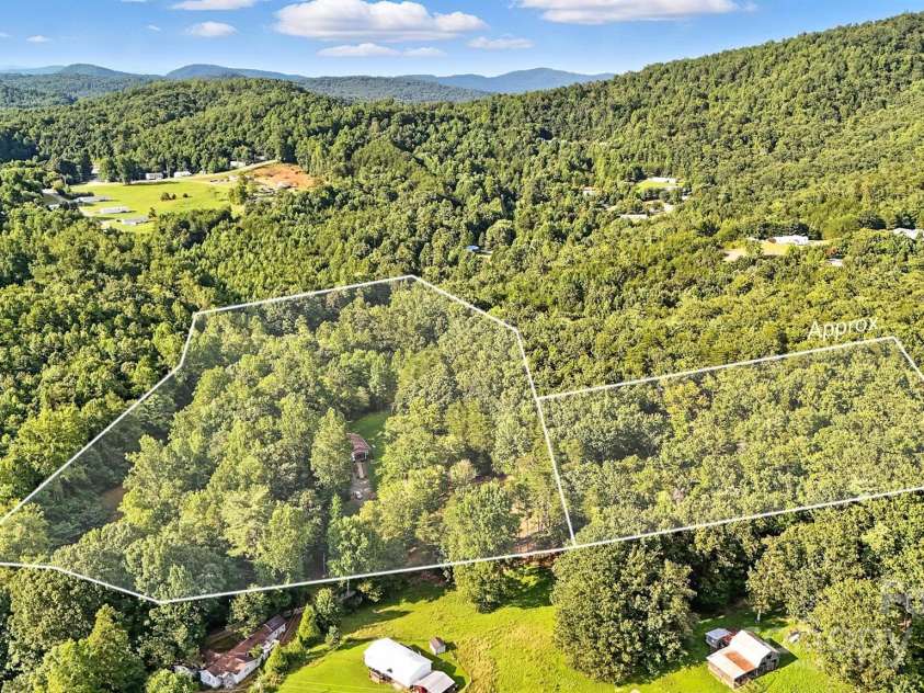 2606 & 2595 Grant Road, Hudson, NC 28638.  MLS# CAR4295127, YatesRealty ID 34501. 