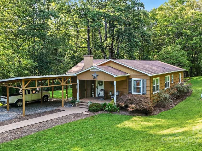 2606 & 2595 Grant Road, Hudson, NC 28638.  MLS# CAR4295127, YatesRealty ID 34501. 