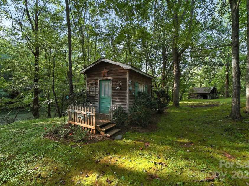 2606 & 2595 Grant Road, Hudson, NC 28638.  MLS# CAR4295127, YatesRealty ID 34501. 