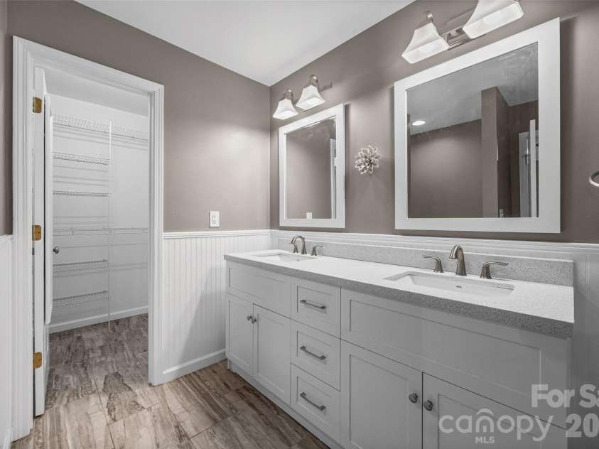 1018 Briarmore Drive, Indian Trail, NC 28079.  MLS# CAR4397882, YatesRealty ID 34502. 