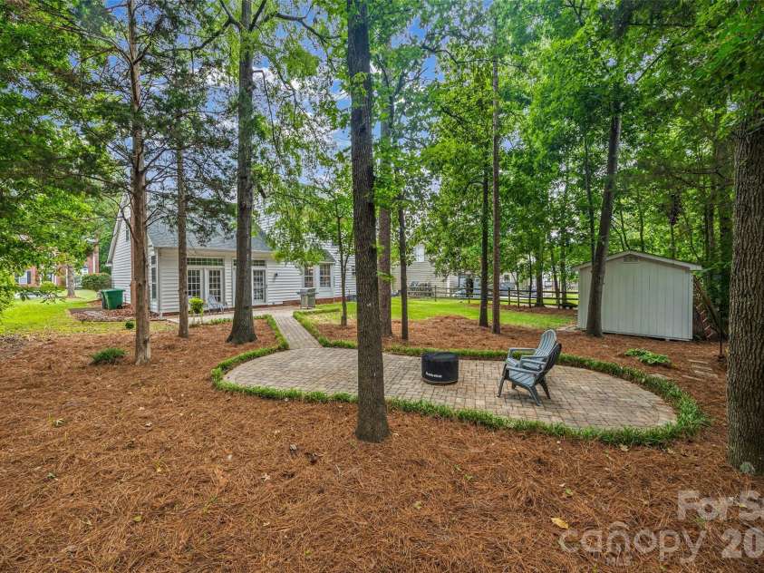 1018 Briarmore Drive, Indian Trail, NC 28079.  MLS# CAR4397882, YatesRealty ID 34502. 