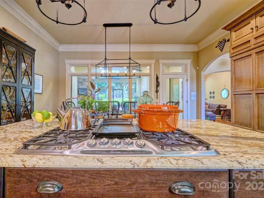 13525 Grand Palisades Parkway, Charlotte, NC 28278.  MLS# CAR4291297, YatesRealty ID 34502. 