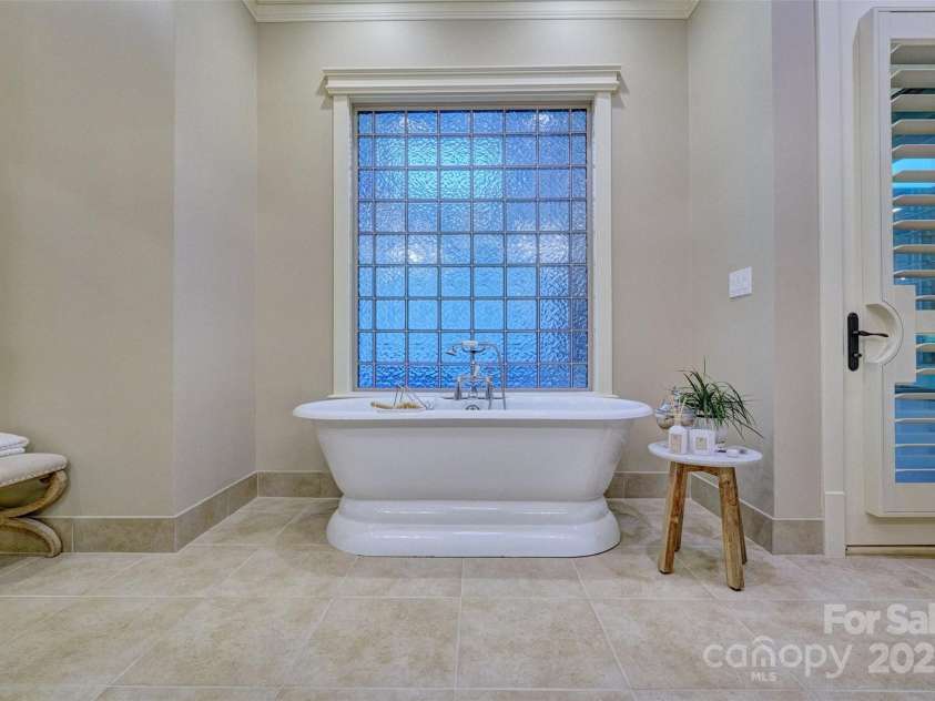 13525 Grand Palisades Parkway, Charlotte, NC 28278.  MLS# CAR4291297, YatesRealty ID 34502. 