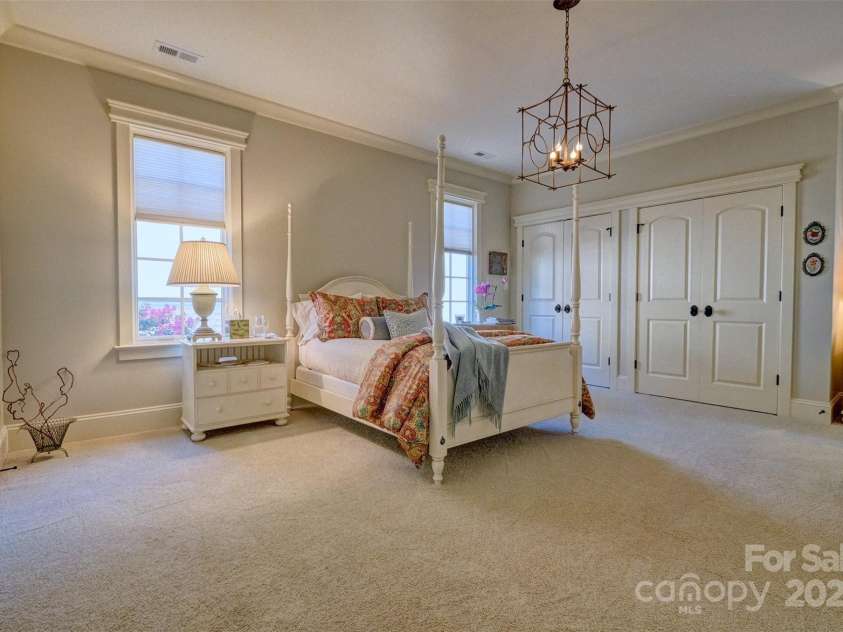 13525 Grand Palisades Parkway, Charlotte, NC 28278.  MLS# CAR4291297, YatesRealty ID 34502. 