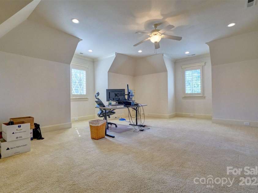 13525 Grand Palisades Parkway, Charlotte, NC 28278.  MLS# CAR4291297, YatesRealty ID 34502. 