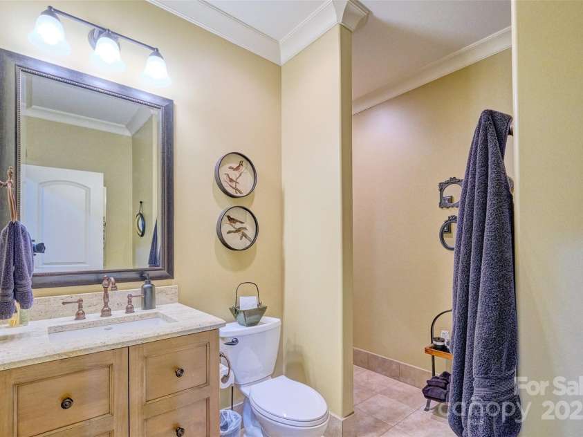 13525 Grand Palisades Parkway, Charlotte, NC 28278.  MLS# CAR4291297, YatesRealty ID 34502. 