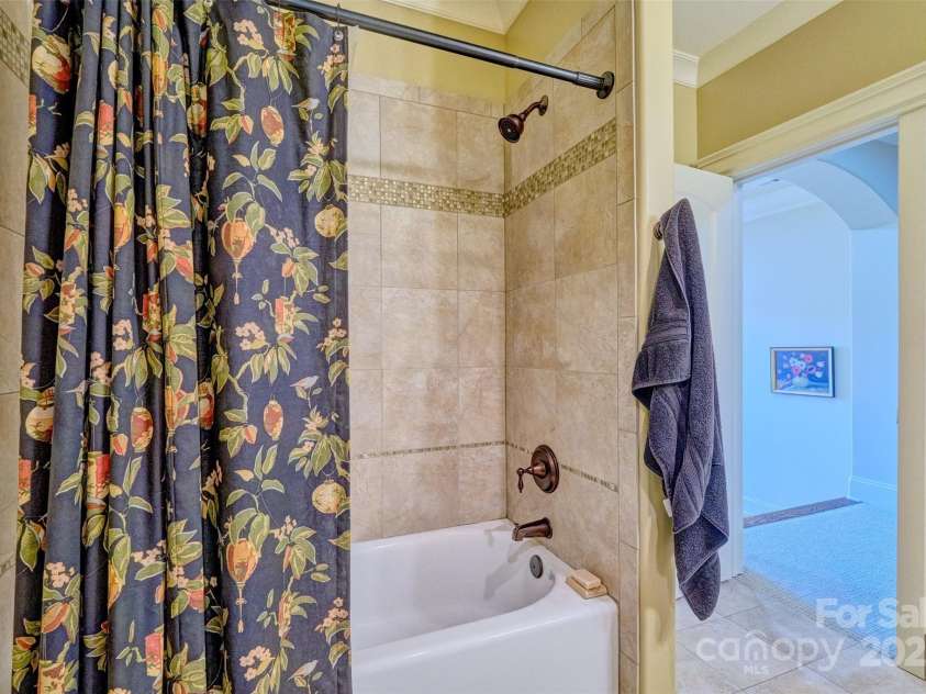 13525 Grand Palisades Parkway, Charlotte, NC 28278.  MLS# CAR4291297, YatesRealty ID 34502. 